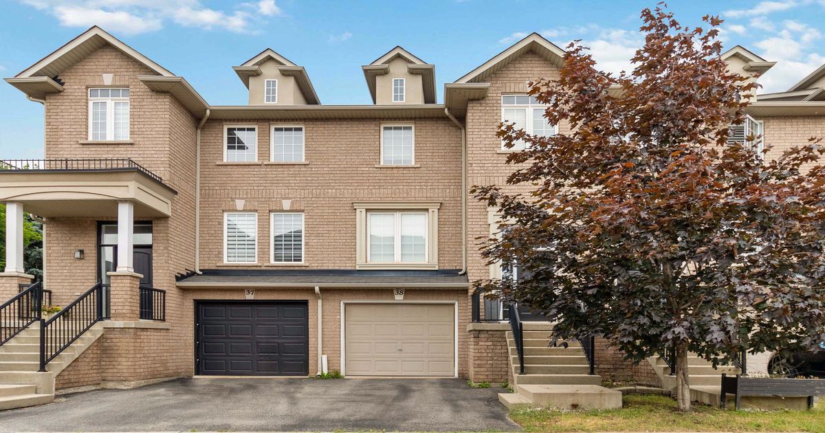 2280 BARONWOOD Drive Oakville