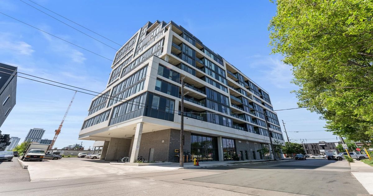 859 The Queensway N/A Toronto