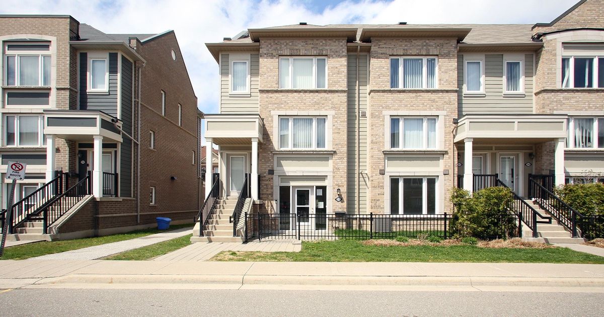 250 Sunny Meadow Boulevard Brampton