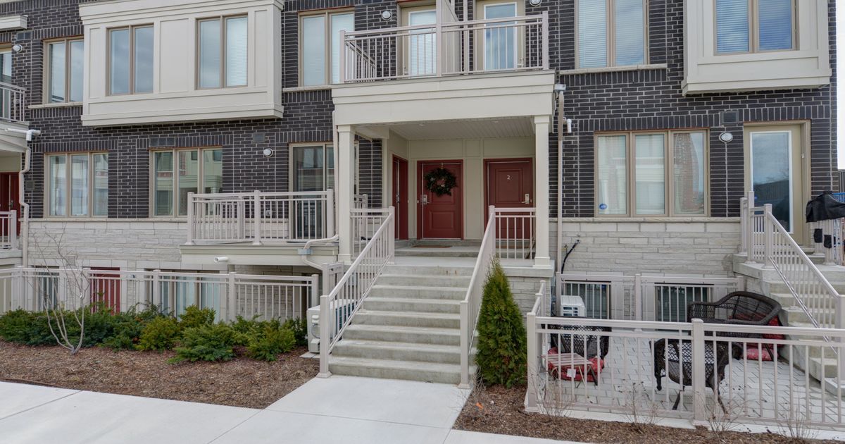 90 Eastwood Park Gardens Toronto