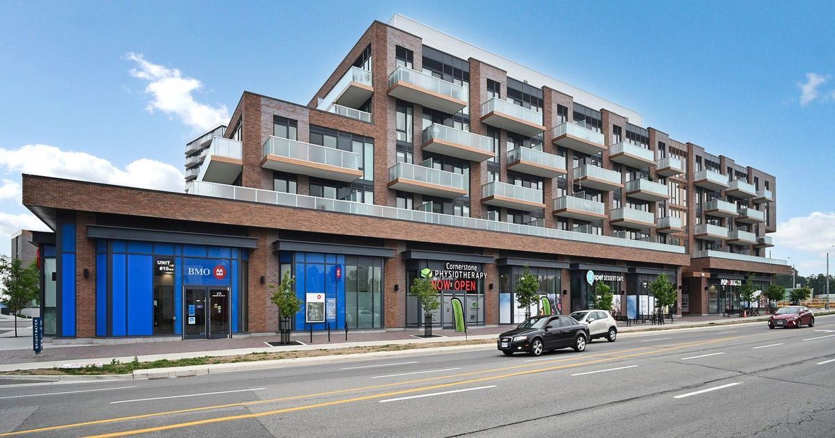 215 Lakeshore Road W Mississauga