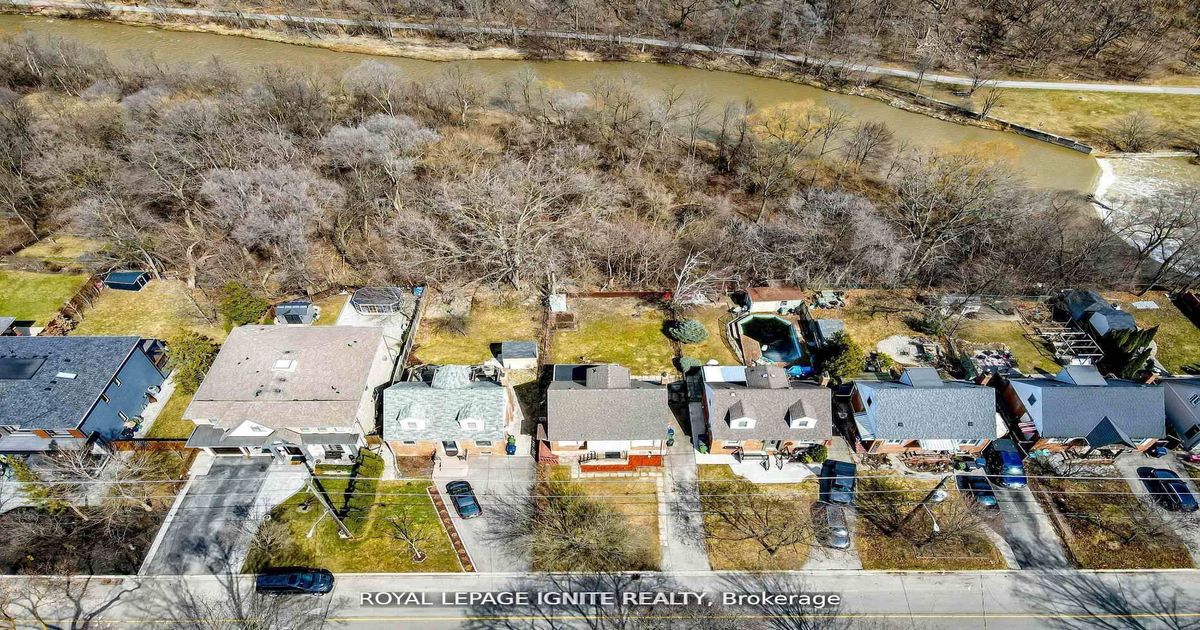 53 Riverview Heights Toronto