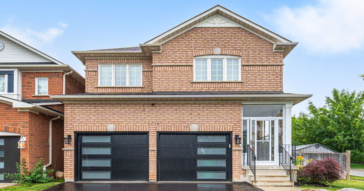 7236 Zinnia Place Mississauga