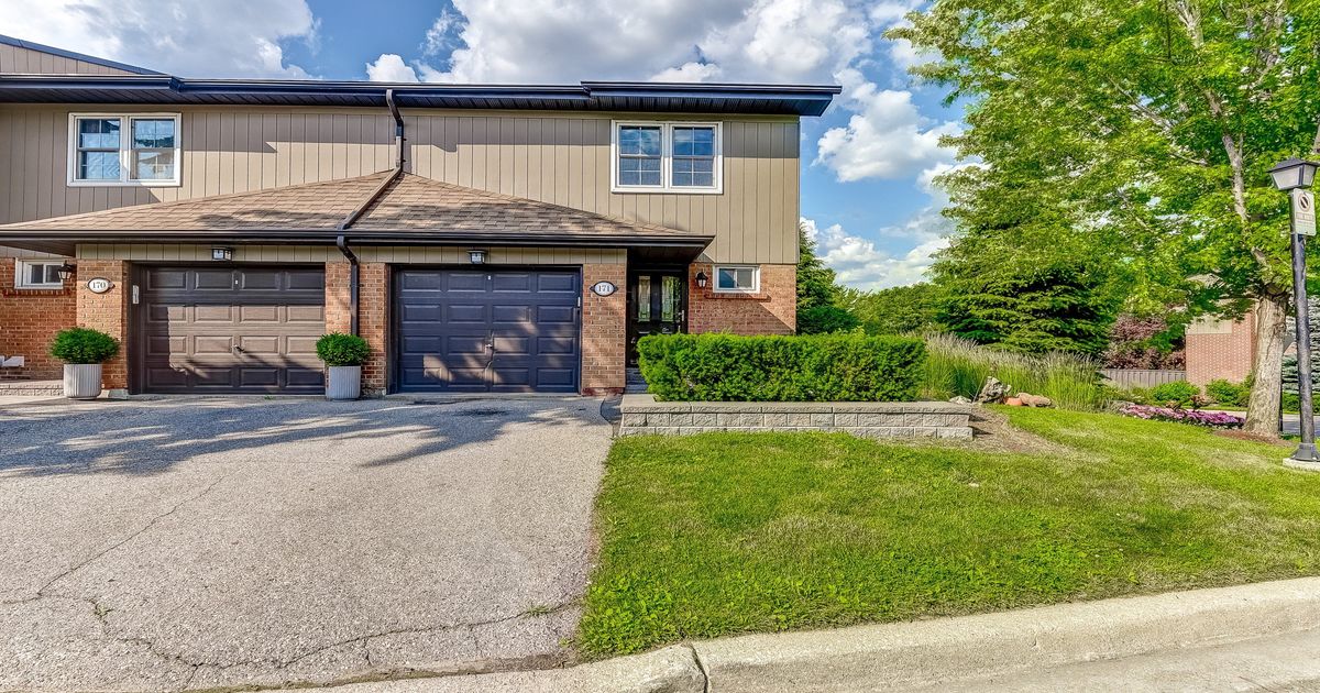 1951 Rathburn Road E Mississauga