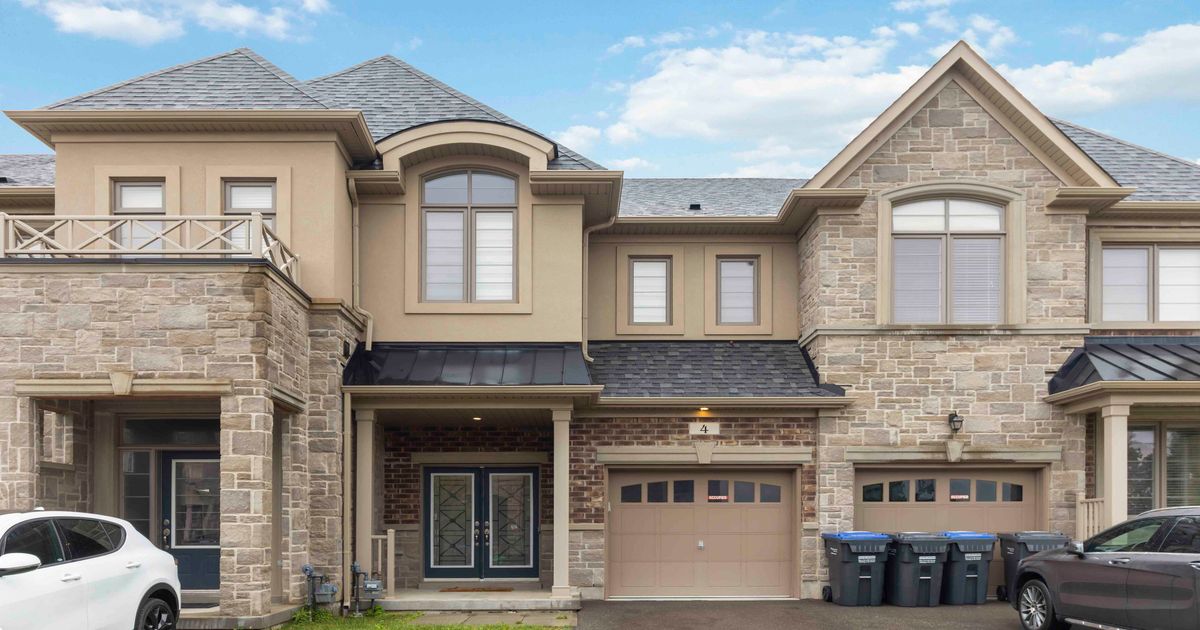 4 Dalbeattie Drive Brampton