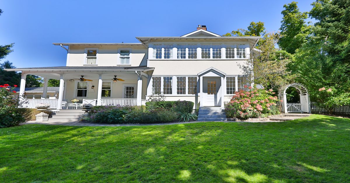 225 William Street Oakville