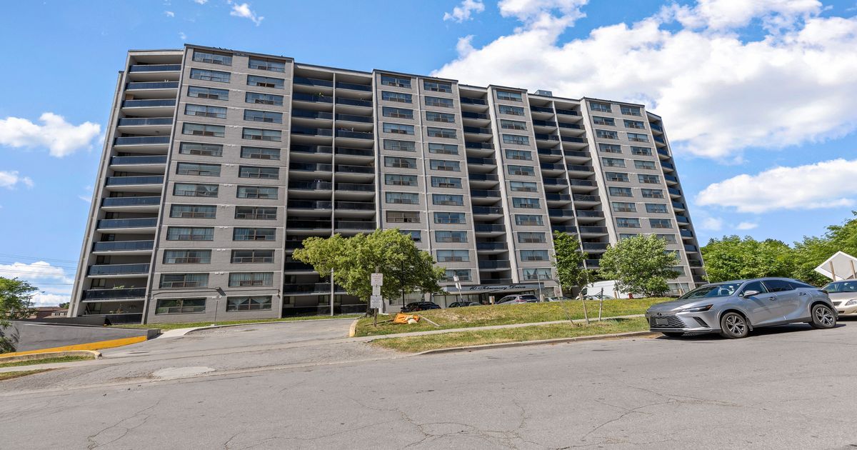 10 Tobermory Drive Toronto