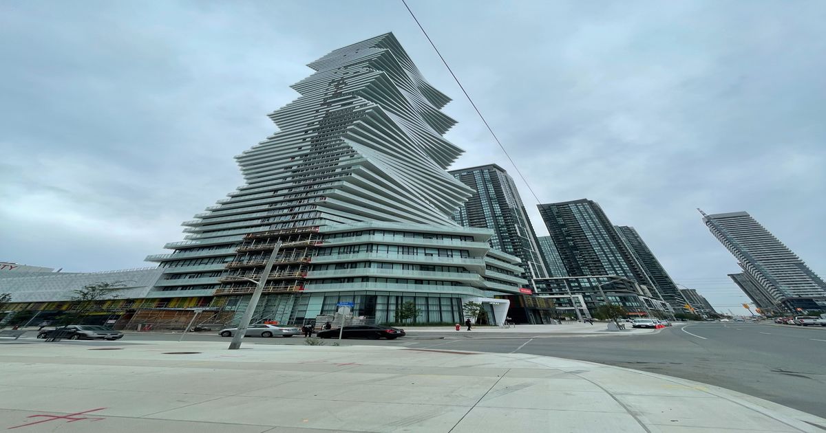 3900 Confederation Parkway Mississauga