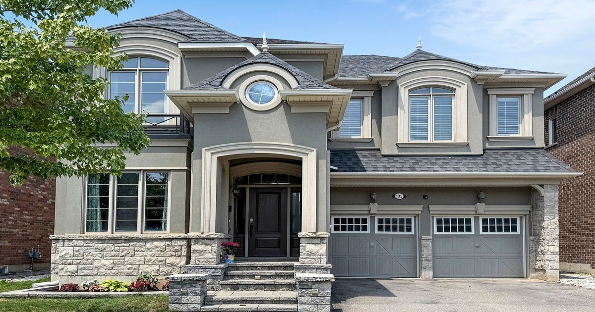 135 Mcwilliams Crescent Oakville