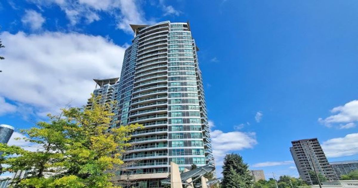 33 Elm Drive W Mississauga