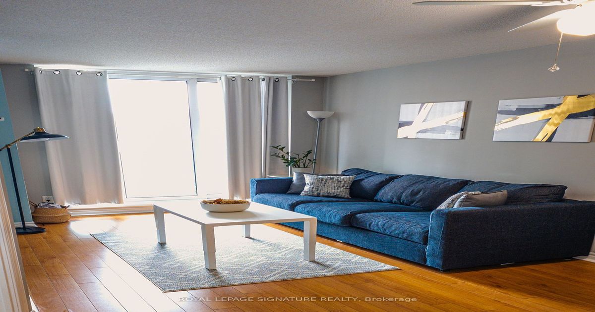 33 Elm Drive Mississauga
