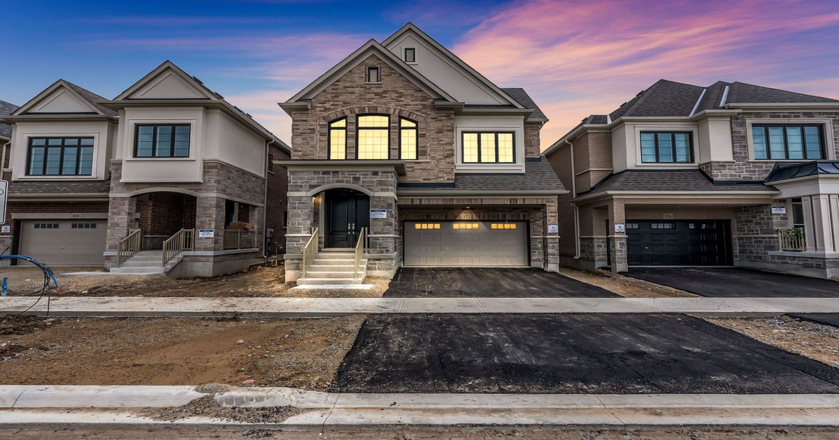 372 Bergamot Avenue Milton