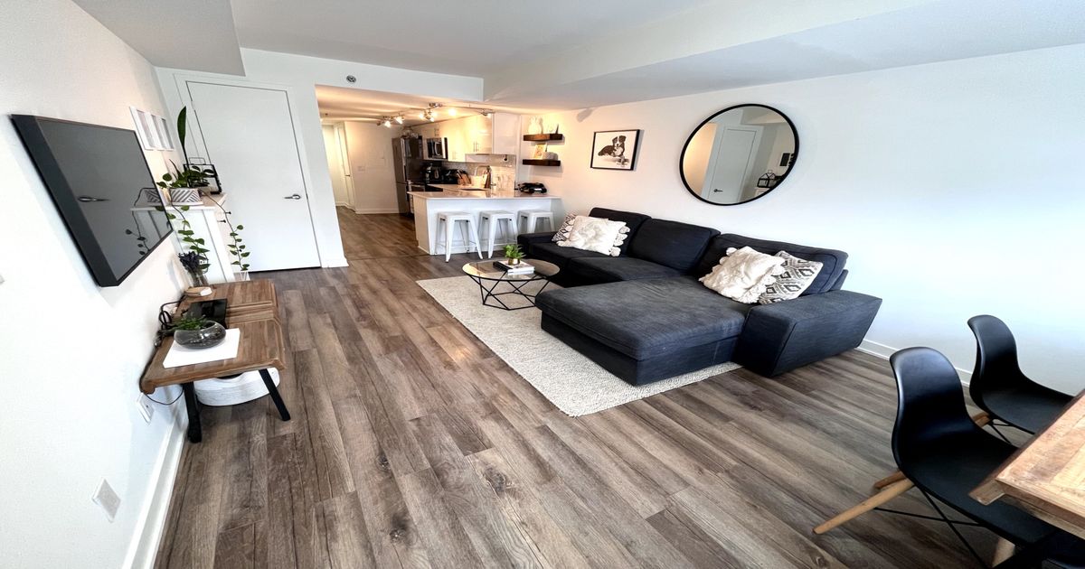 11 Superior Avenue Toronto