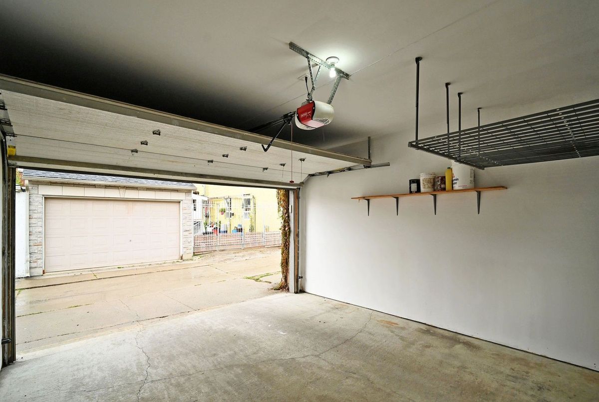 img-gallery