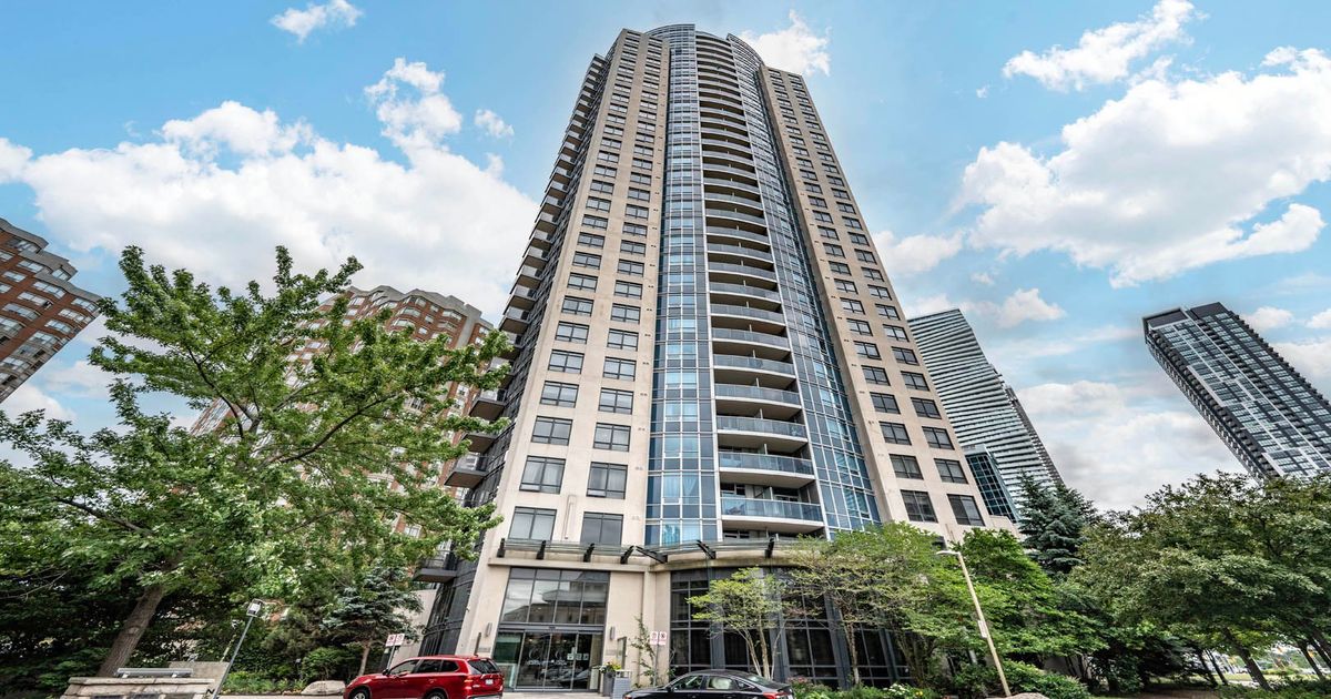 330 Burnhamthorpe Road W Mississauga
