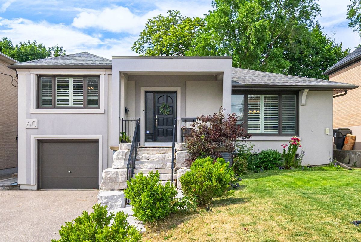 60 Deevale Road Toronto - Sold