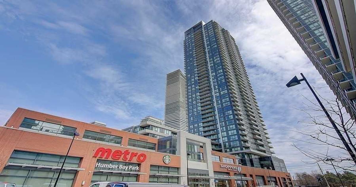 2200 Lake Shore Boulevard W Toronto