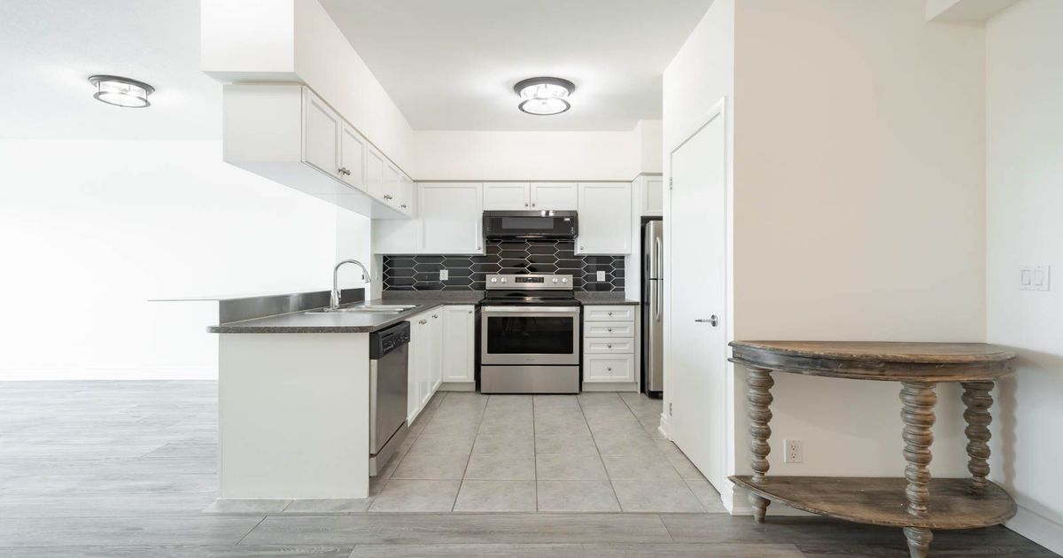 185 Legion Road N Toronto