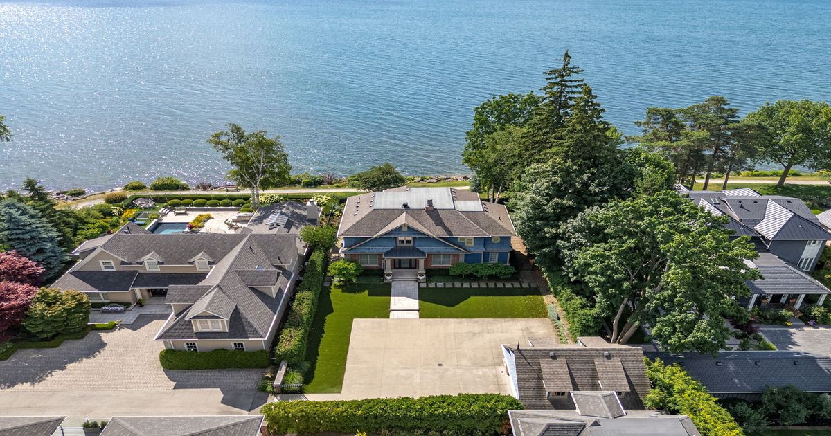 6 Chartwell Road Oakville