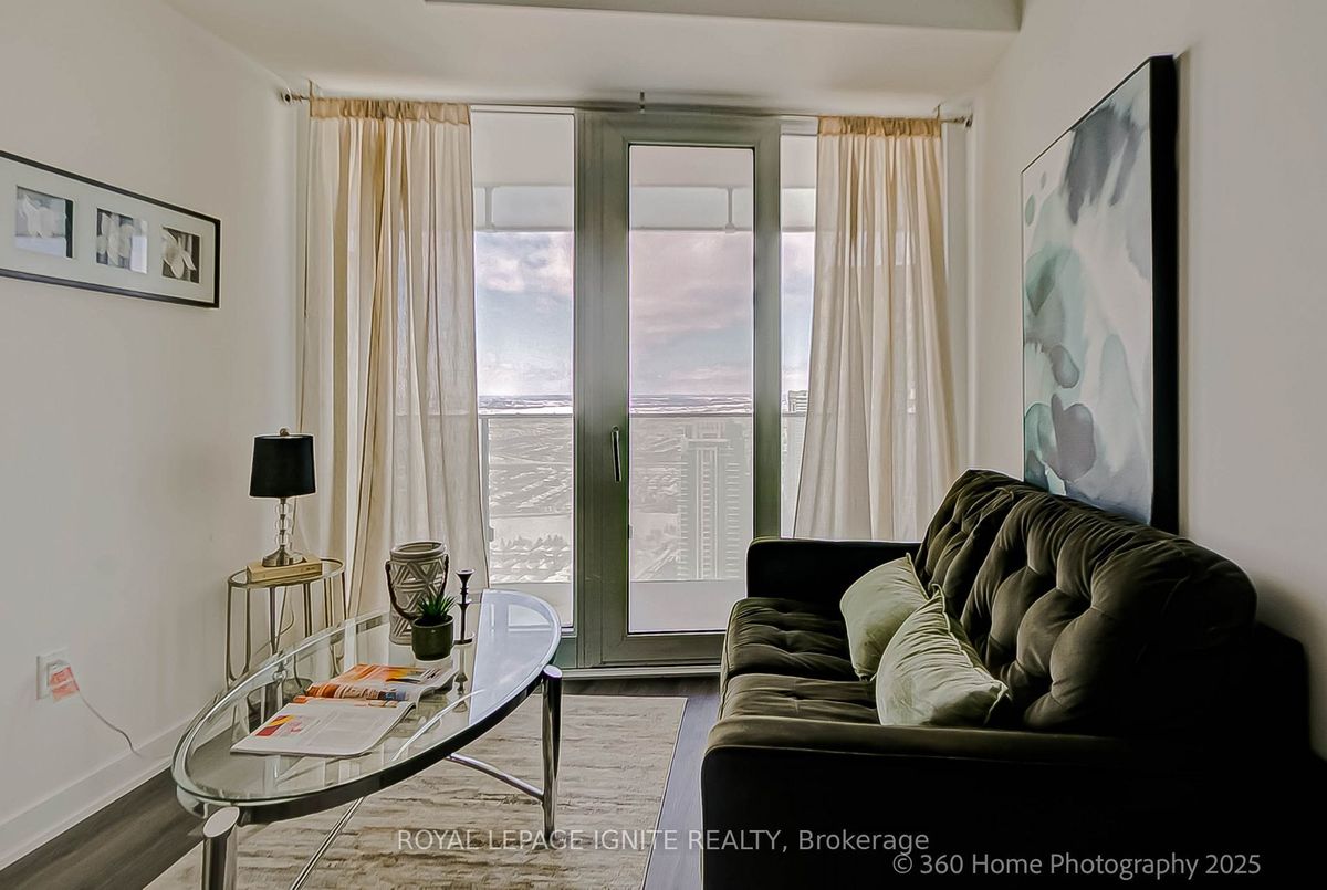 img-gallery