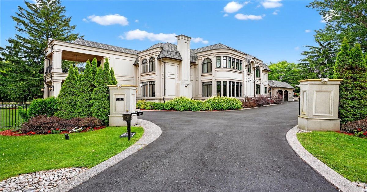 432 Bob-O-Link Road Mississauga