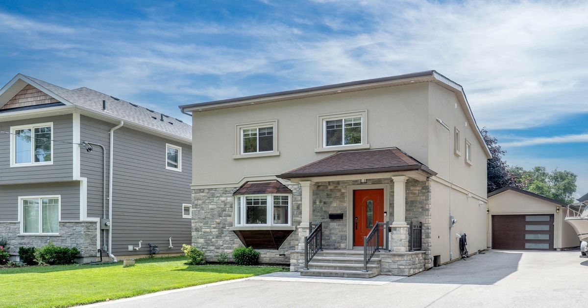 30 Smith Crescent Toronto