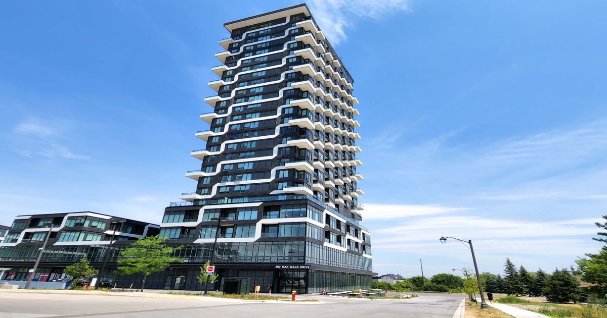 297 Oak Walk Drive Oakville