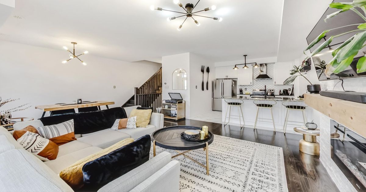 2435 Greenwich Drive Oakville