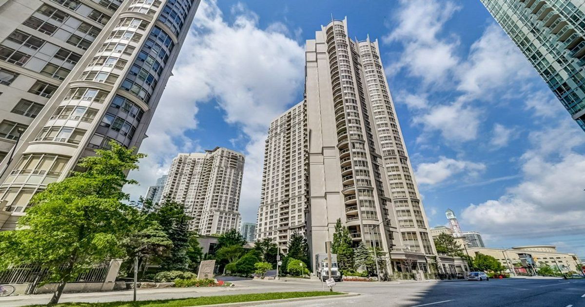 3888 DUKE OF YORK Boulevard Mississauga