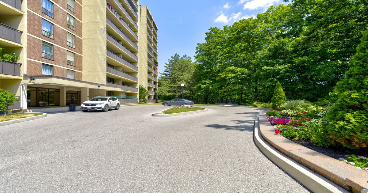 15 London Green Court Toronto