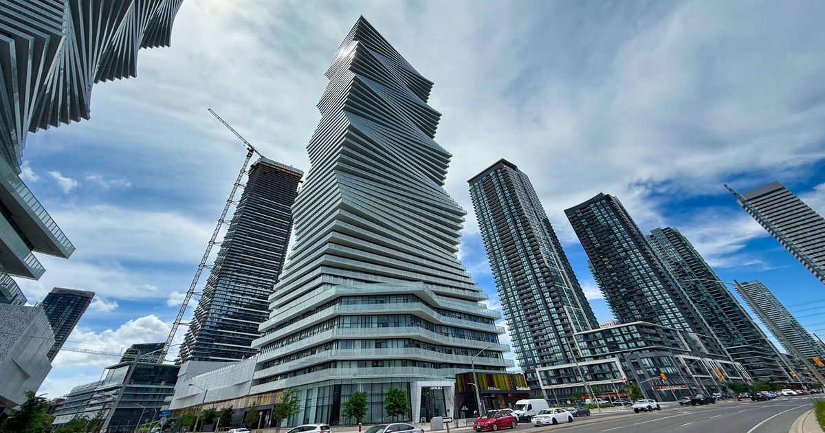3900 Confederation Parkway Mississauga