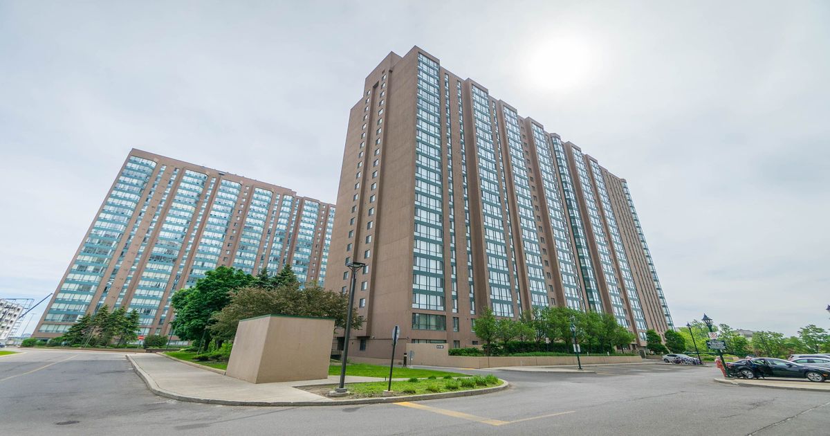 145 Hillcrest Avenue Mississauga