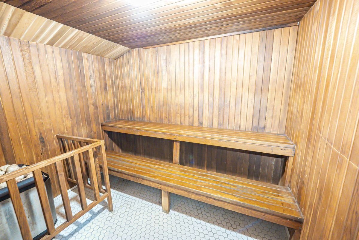 img-gallery