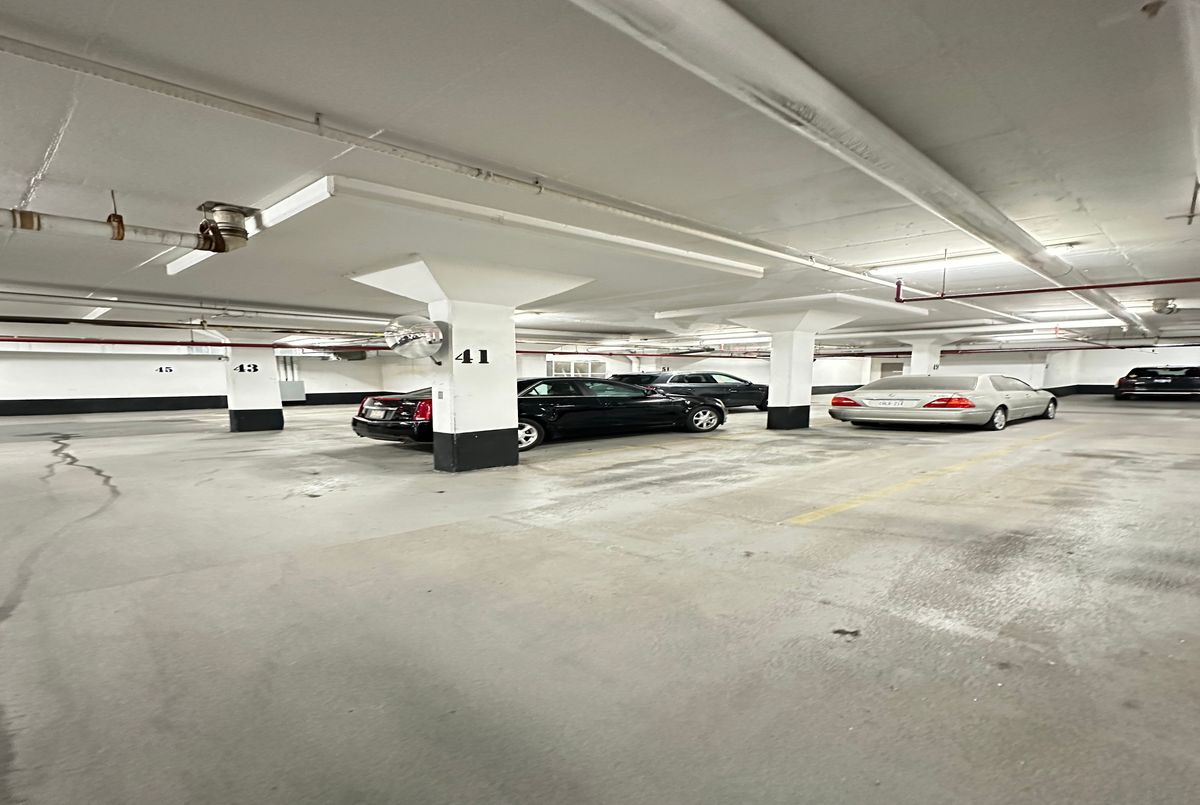 img-gallery