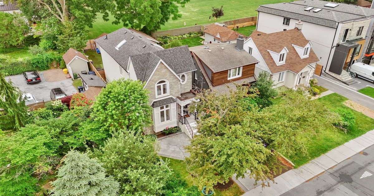 84 Wheatfield Road Toronto