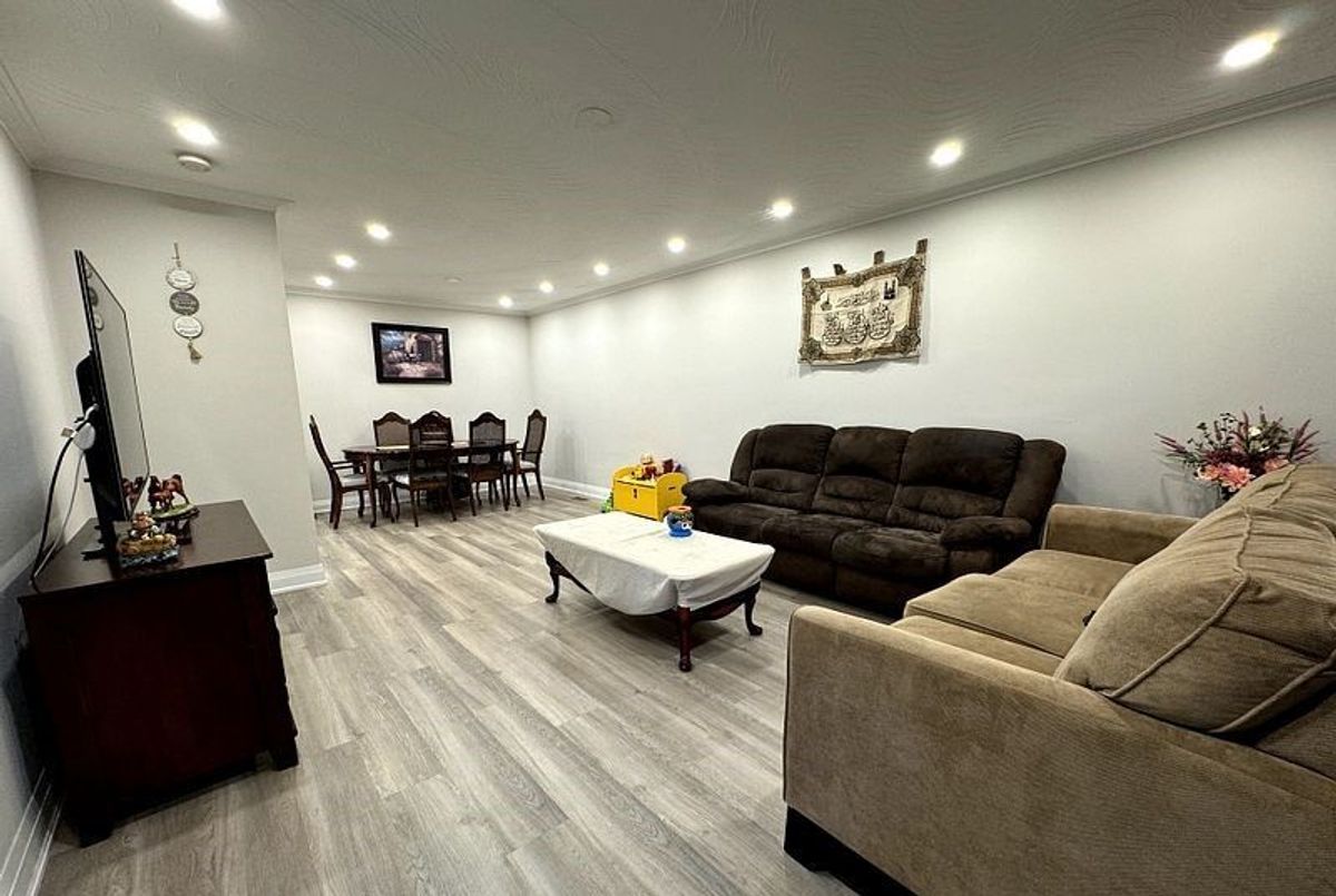 img-gallery