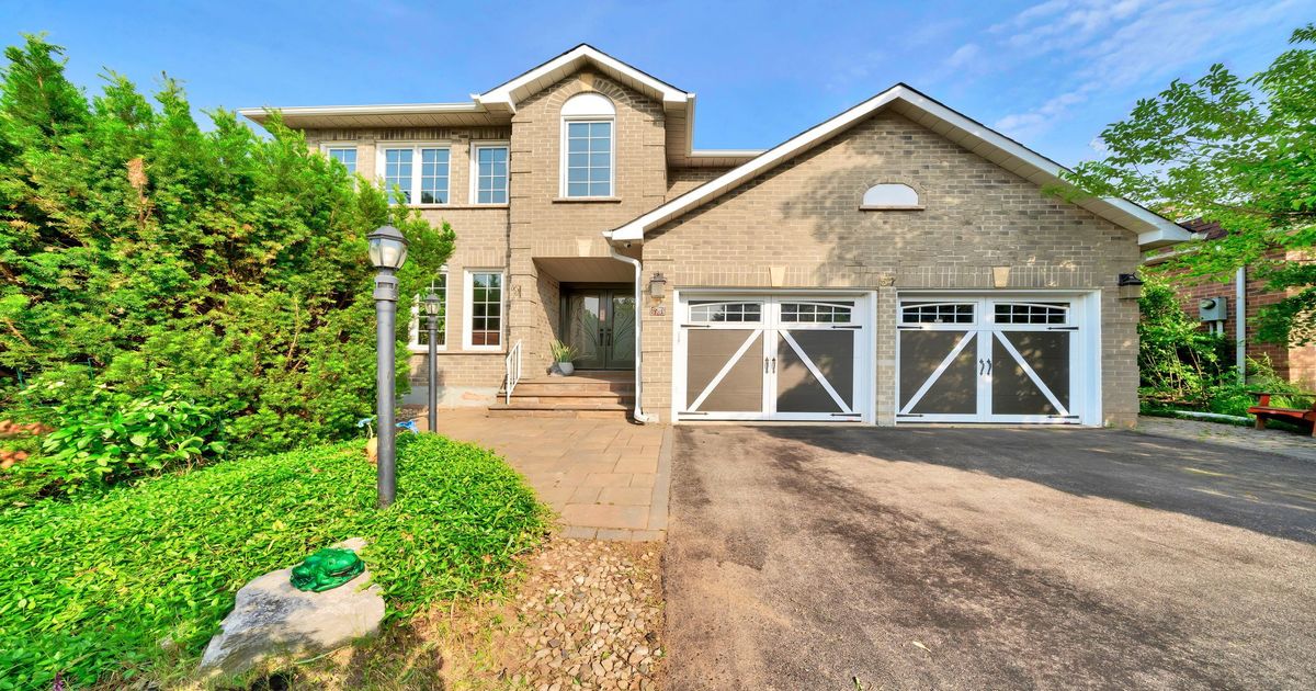 57 River Oaks Boulevard E Oakville