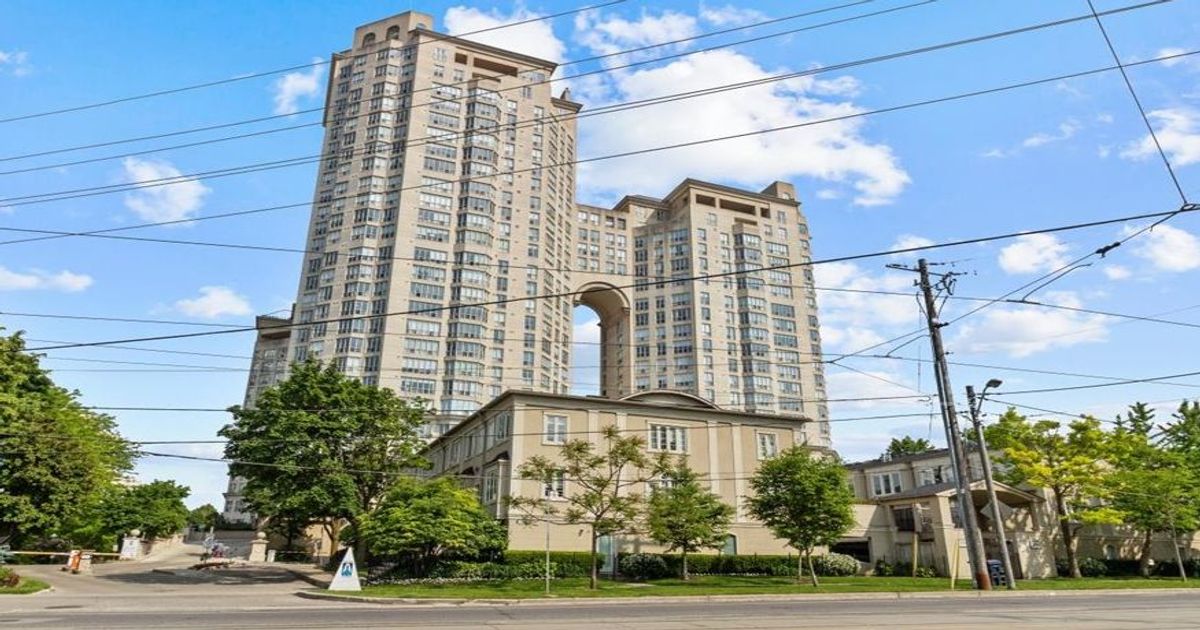 2285 Lake Shore Boulevard W Toronto