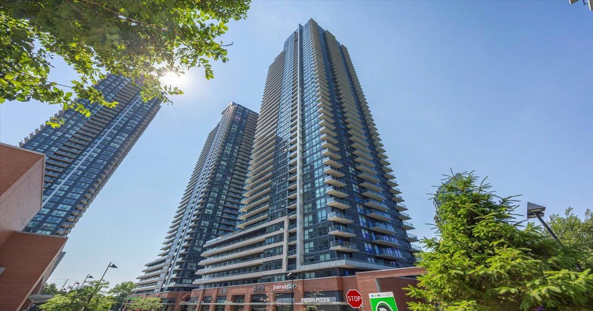 2220 Lakeshore Boulevard Toronto