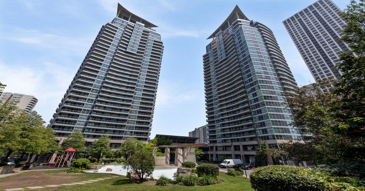1 Elm Drive W Mississauga