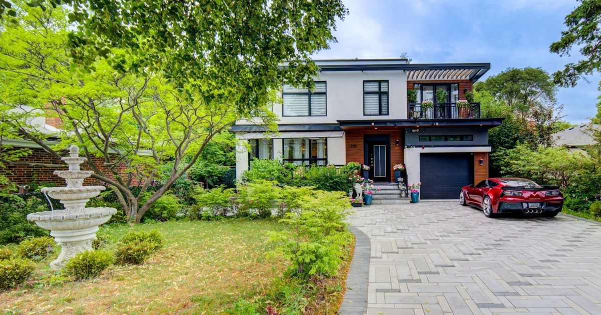 238 Renforth Drive Toronto