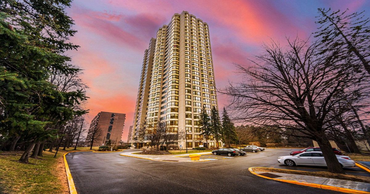8 Lisa Street Brampton