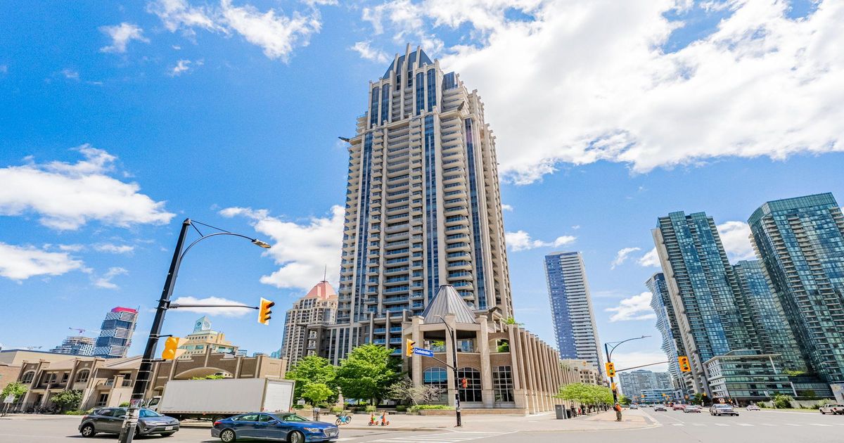 388 Prince Of Wales Drive Mississauga