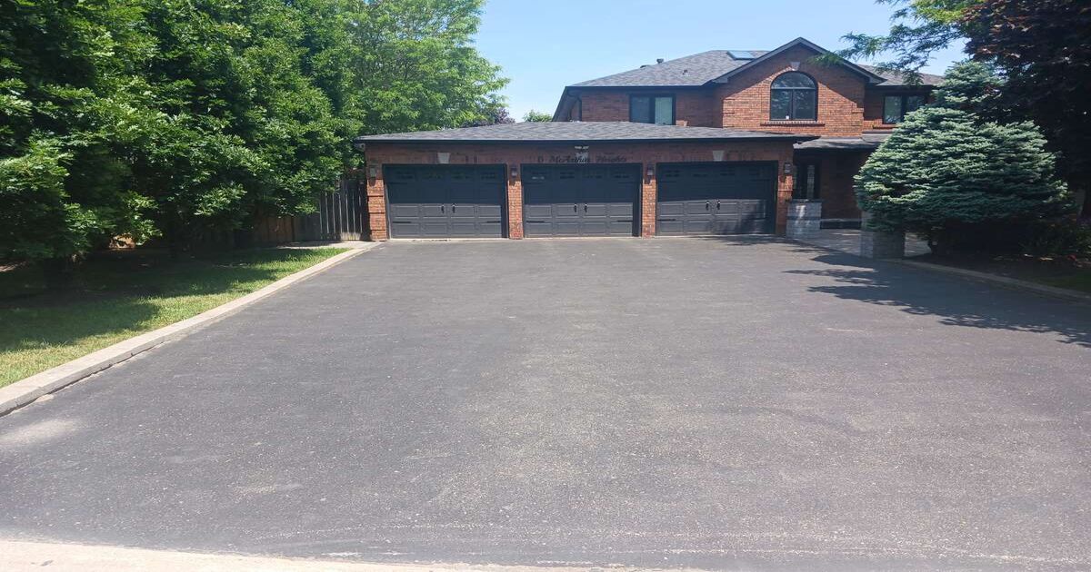 6 Mcarthur Heights Brampton