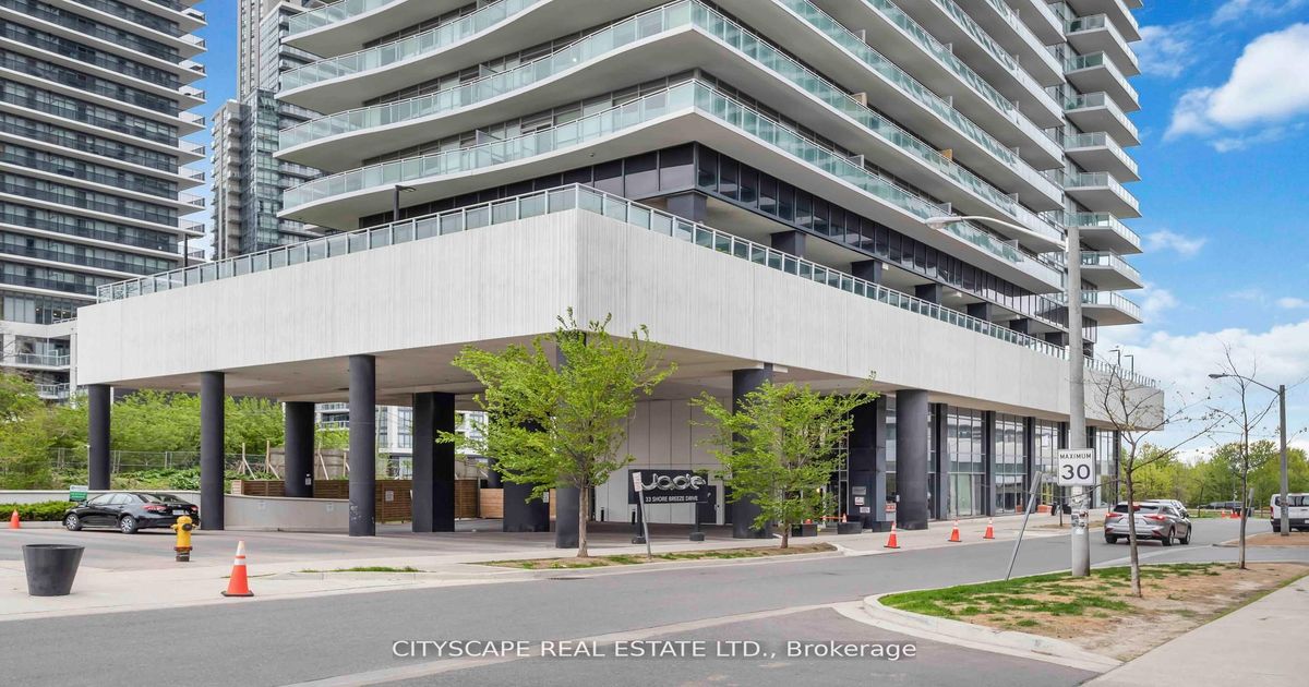33 SHORE BREEZE Drive Toronto