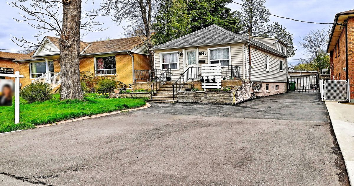 1045 East Avenue Mississauga