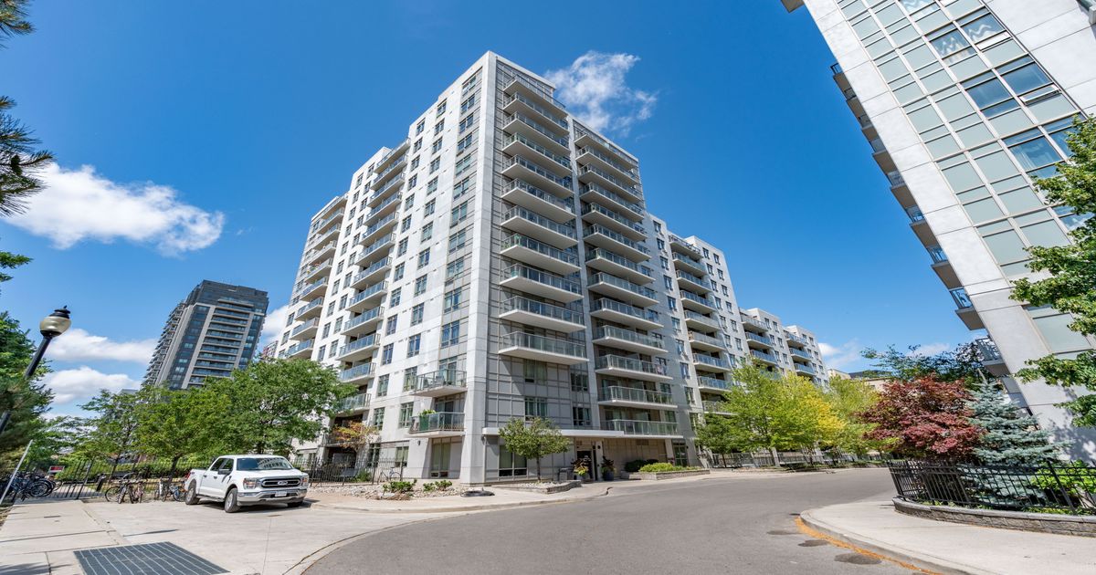 816 Lansdowne Avenue Toronto
