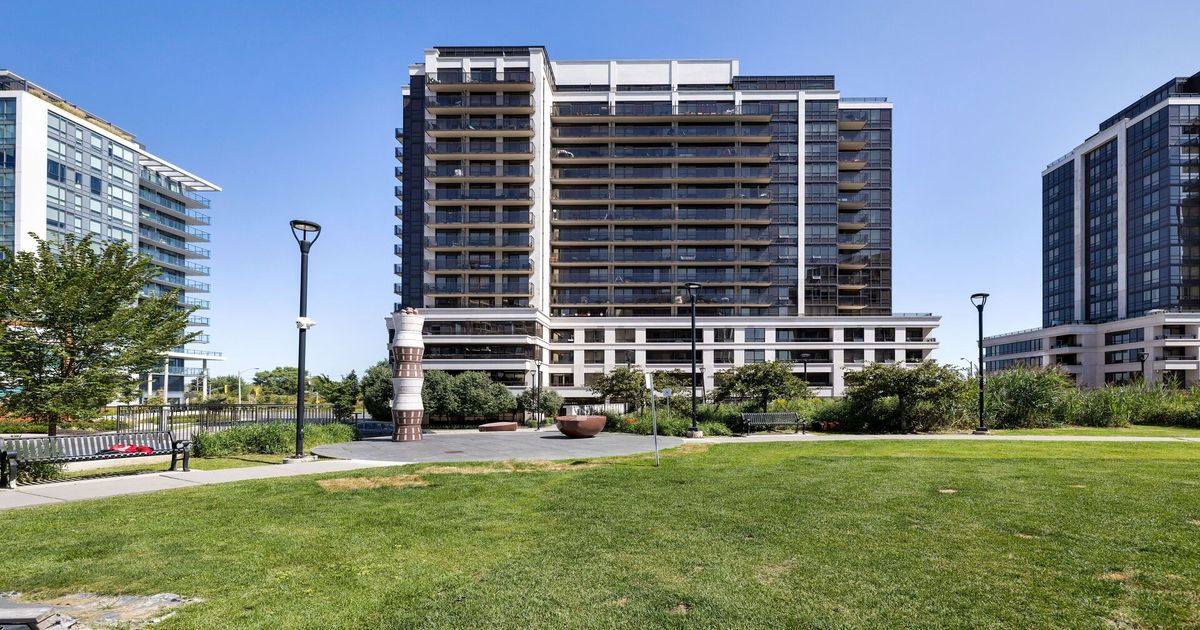 1 De Boers Drive Toronto