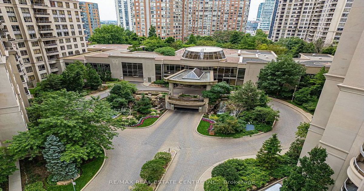 3888 Duke Of York Boulevard Mississauga