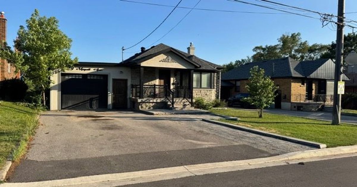 29 Mayall Avenue Toronto